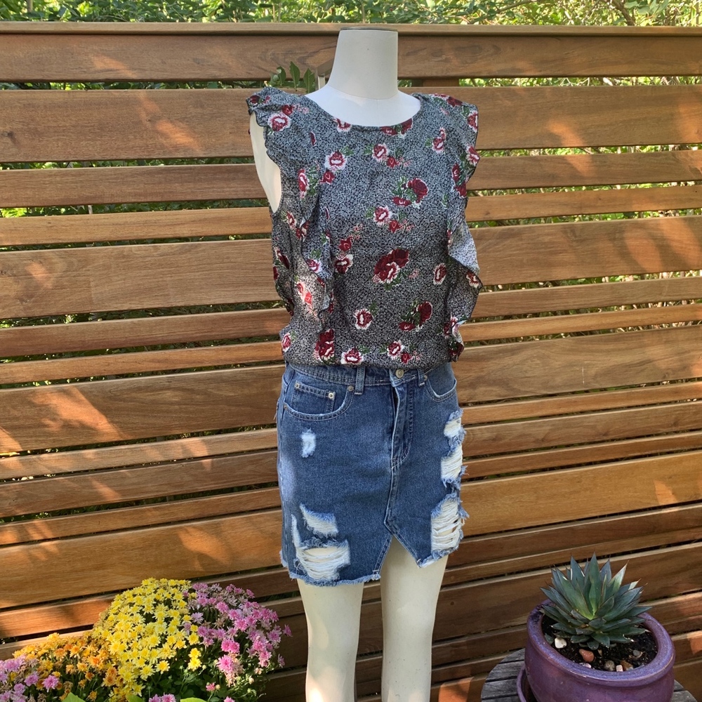 LUCKY BRAND FLORAL SLEEVELESS w RUFFLE DETAUK - Picture 2 of 8
